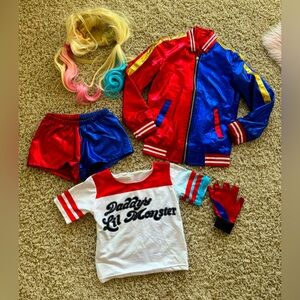 Girls Harley Quinn costume.